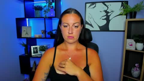 Snapshot of amanda_burn chatting on 07.29.26 Amanda online show from 07.29.26