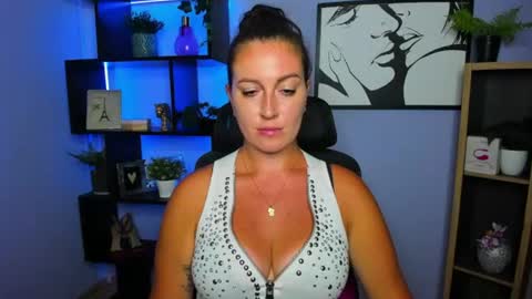 Snapshot of amanda_burn chatting on 08.04.26 Amanda online show from 08.04.26
