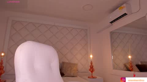 Snapshot of amanda_colin chatting on 09.20.25 Amanda online show from 09.20.25