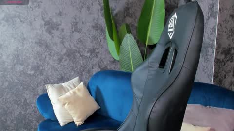 Amanda online show from 11.29.25