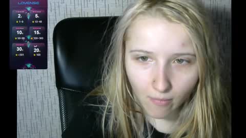 Snapshot of amanda_sherr chatting on 02.10.25 Amanda online show from 02.10.25
