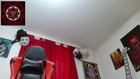 Amanda Valeska online show from 11.23.25