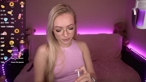 Snapshot of amandaafire chatting on 01.21.25 Amanda online show from 01.21.25