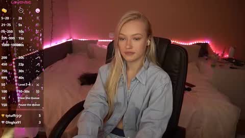 Snapshot of amandaafire chatting on 09.28.25 Amanda online show from 09.28.25