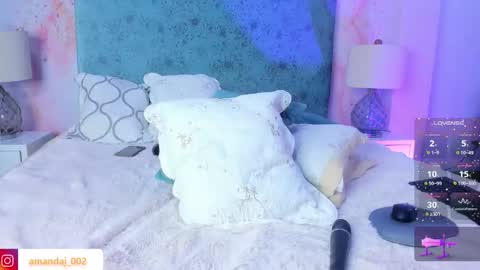 amandajoness  online show from 03.10.26