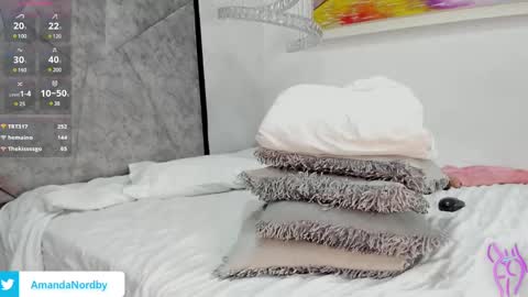 Miss Amanda online show from 03.12.25