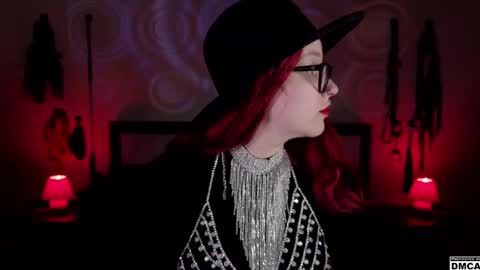 Goddess Amanita online show from 01.31.25