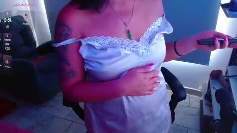 Snapshot of amanne_misa chatting on 09.09.25 Amanne Misa online show from 09.09.25