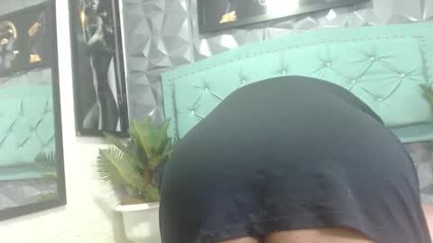 amara__hank online show from 11.26.25