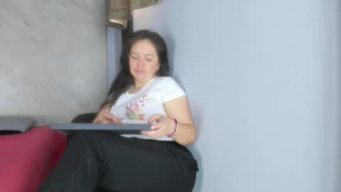 amara_luxe online show from 11.29.25