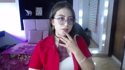 amara_sexy_ online show from 03.04.26