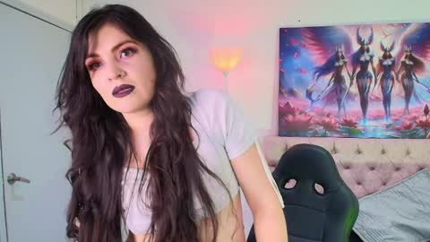 Amara Vega  online show from 02.26.25