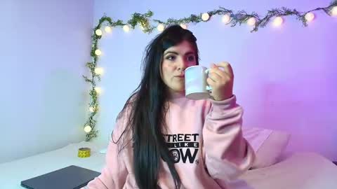 Amara Vega  online show from 04.19.26