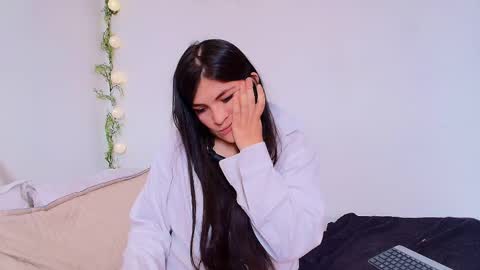 Amara Vega  online show from 06.03.26