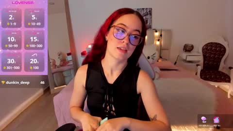 amaraa_couper1 online show from 10.24.25