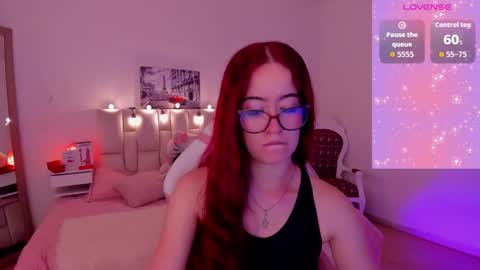 amaraa_couper1 online show from 12.19.25