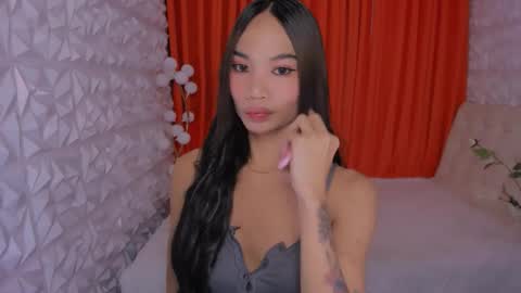 Snapshot of amarafoster chatting on 01.13.26 cute amara online show from 01.13.26