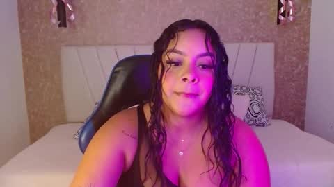 Snapshot of amaranta_carey chatting on 10.19.25 amaranta_carey online show from 10.19.25
