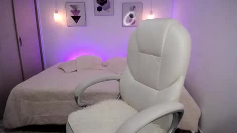 Amarantha online show from 10.23.25