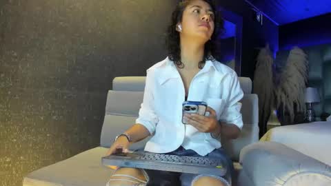 Emily online show from 10.08.25