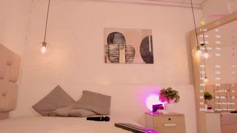  A M A T I S T A   online show from 12.17.24