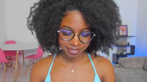 Snapshot of amatiistur chatting on 11.13.25 Tammy online show from 11.13.25