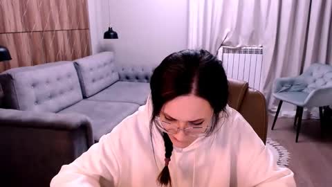 Izza online show from 01.06.26