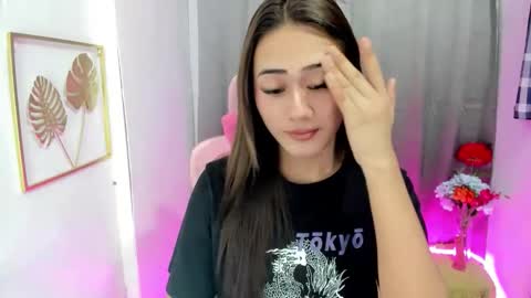 amazingmelinda_ online show from 11.17.25