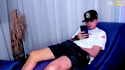 3some HORNY KIMGOOD GIRL LOOKING TO EXPERIENCE ALL KINDS OF SHOW online show from 10.10.25