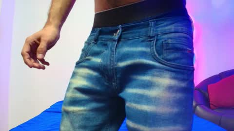 Snapshot of ambar_mds chatting on 09.14.25 Sebas online show from 09.14.25