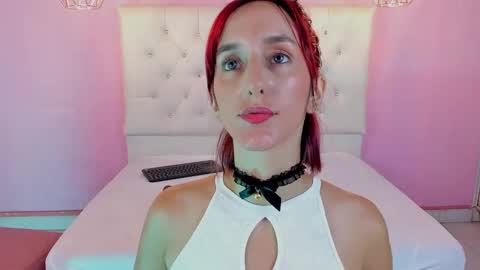 Snapshot of ambar_roux1 chatting on 02.06.25 ambar_roux1 online show from 02.06.25
