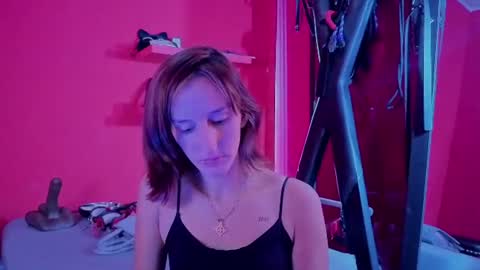 Snapshot of ambar_roux1 chatting on 09.08.25 ambar_roux1 online show from 09.08.25