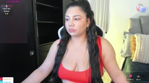 Snapshot of ambar_wells chatting on 02.10.25 ana online show from 02.10.25