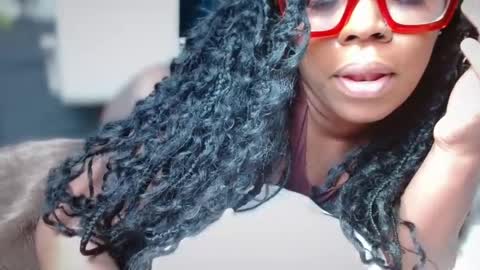 Amoya online show from 05.19.26