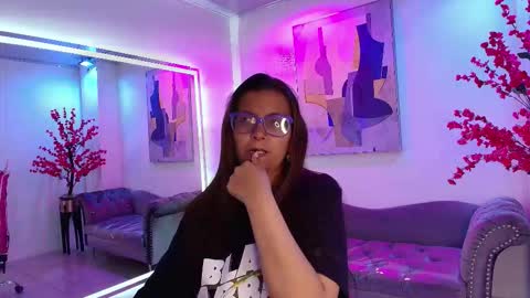 Snapshot of amber__rouge chatting on 03.01.26 amber__rouge online show from 03.01.26