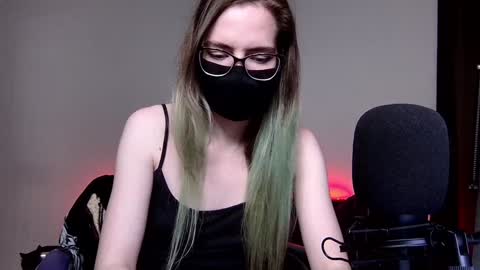 Snapshot of amber_candyfloss chatting on 12.05.24 Amber non-nude model online show from 12.05.24