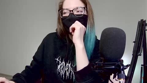 Snapshot of amber_candyfloss chatting on 01.27.25 Amber non-nude model online show from 01.27.25