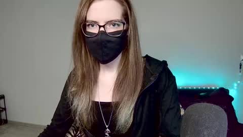 Snapshot of amber_candyfloss chatting on 03.02.26 Amber non-nude model online show from 03.02.26
