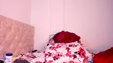 Amber Demons online show from 02.04.25