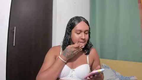 LUISA online show from 12.24.24