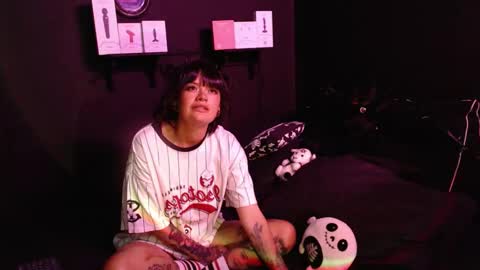 Snapshot of amber_rouss chatting on 10.01.25 ROUSS online show from 10.01.25