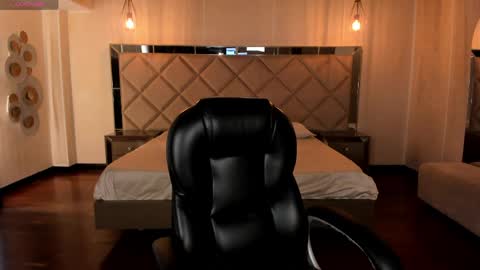  Amber   online show from 04.05.26