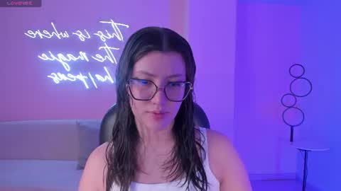 Snapshot of amberfarrell chatting on 06.20.26 Amber online show from 06.20.26