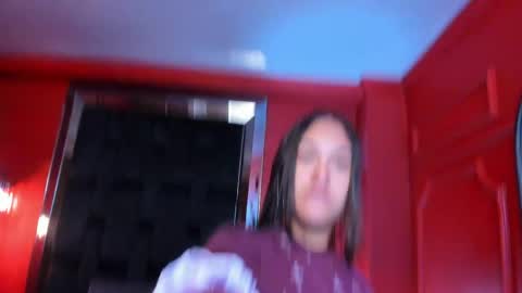 Snapshot of amberhanks chatting on 05.18.26 Amber Hanks online show from 05.18.26