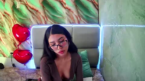 Amber Jeong online show from 02.08.25