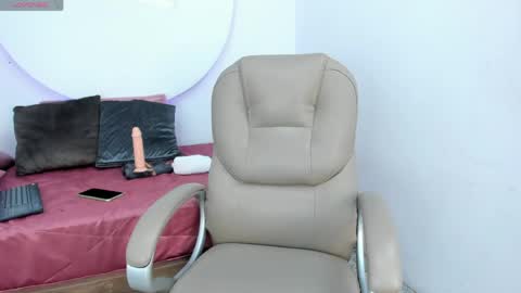 Amber online show from 04.16.26