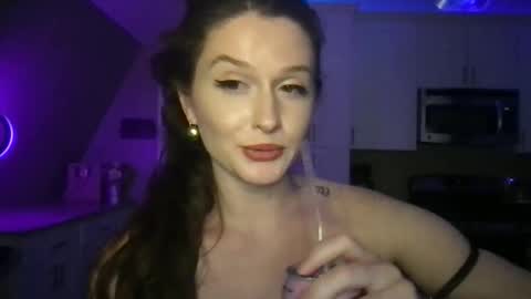 Snapshot of amberkinsley chatting on 04.11.26 amberkinsley online show from 04.11.26