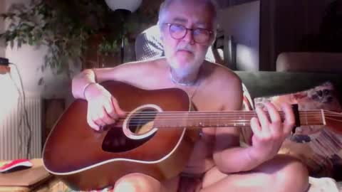 Amberr11 online show from 10.25.25