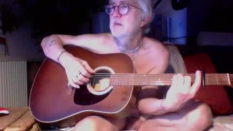 Amberr11 online show from 11.23.25