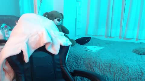 Amber  online show from 02.15.25